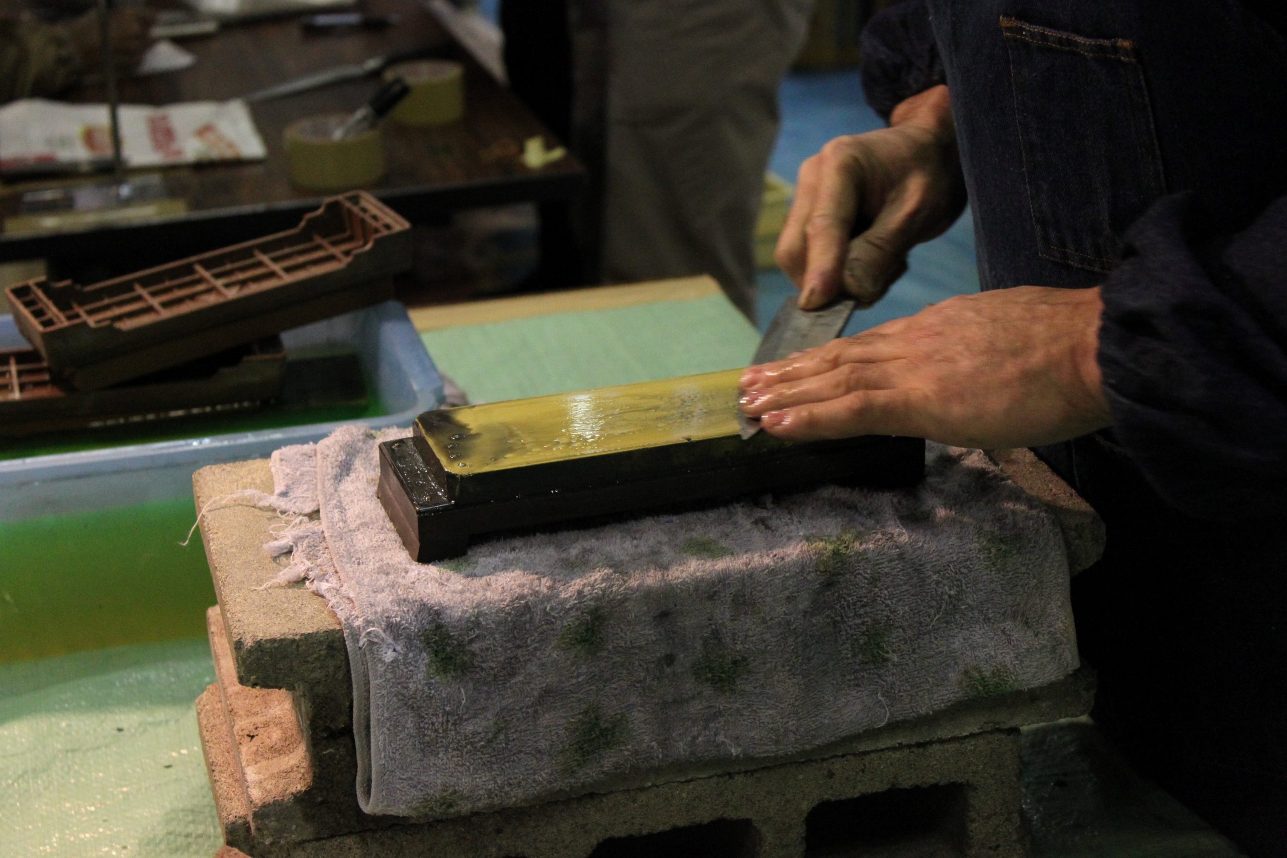 年末包丁研ぎ・まな板削り